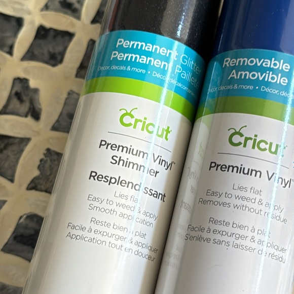 Bundle Cricut Premium Shimmer Black and Vivid Blue Rolls - Picture 5 of 5